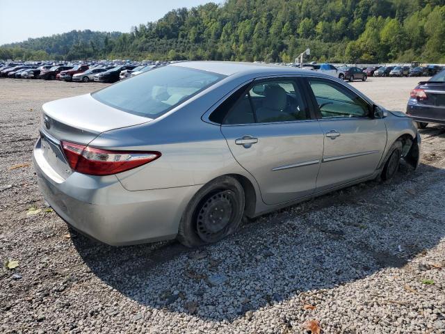 Седаны TOYOTA CAMRY 2016 Серебристый