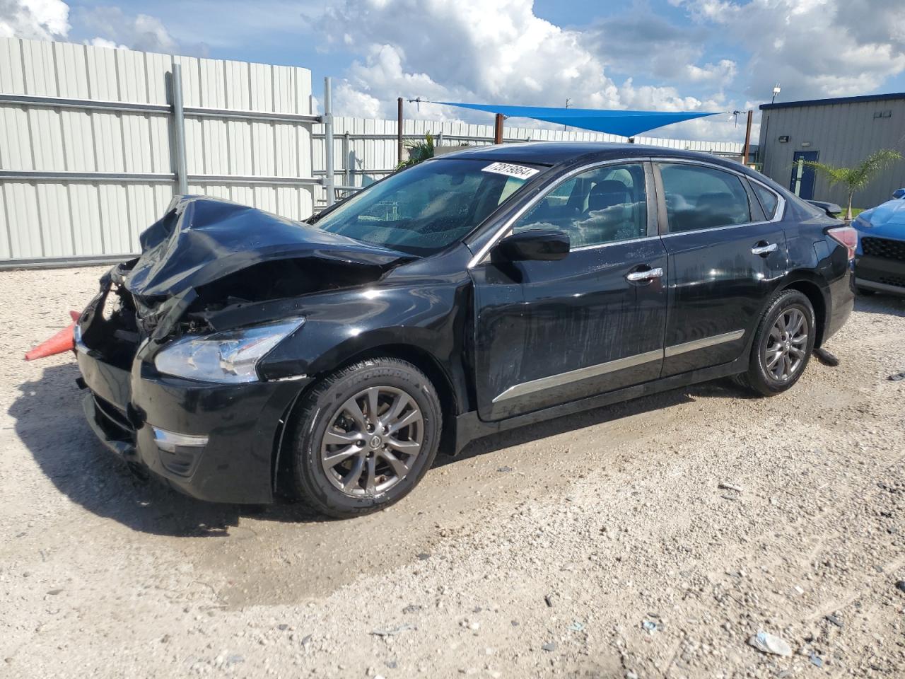 2015 Nissan Altima - Image 1