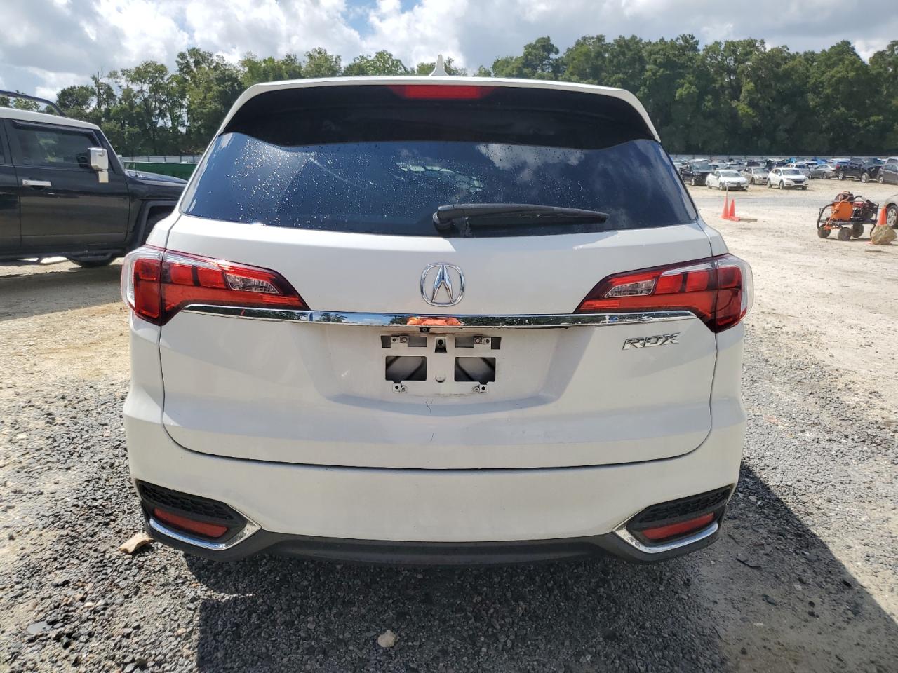 5J8TB3H32HL007180 2017 Acura Rdx