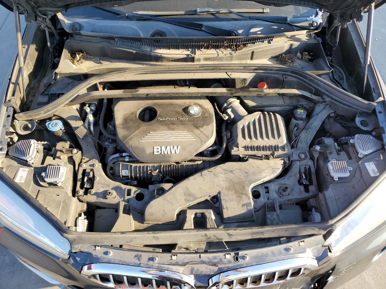 WBXHU7C38H5H33830 2017 BMW X1 Sdrive28I