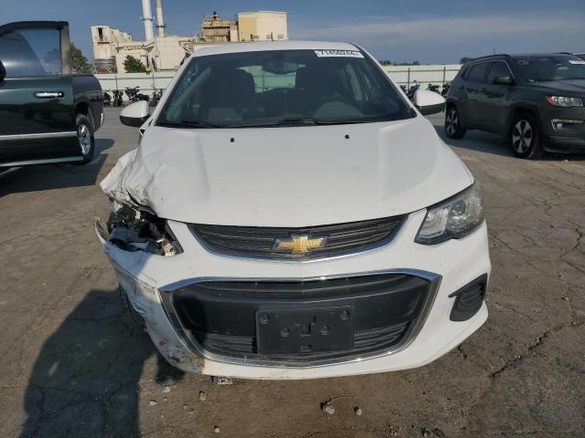 Хэтчбеки CHEVROLET SONIC 2017 Белы