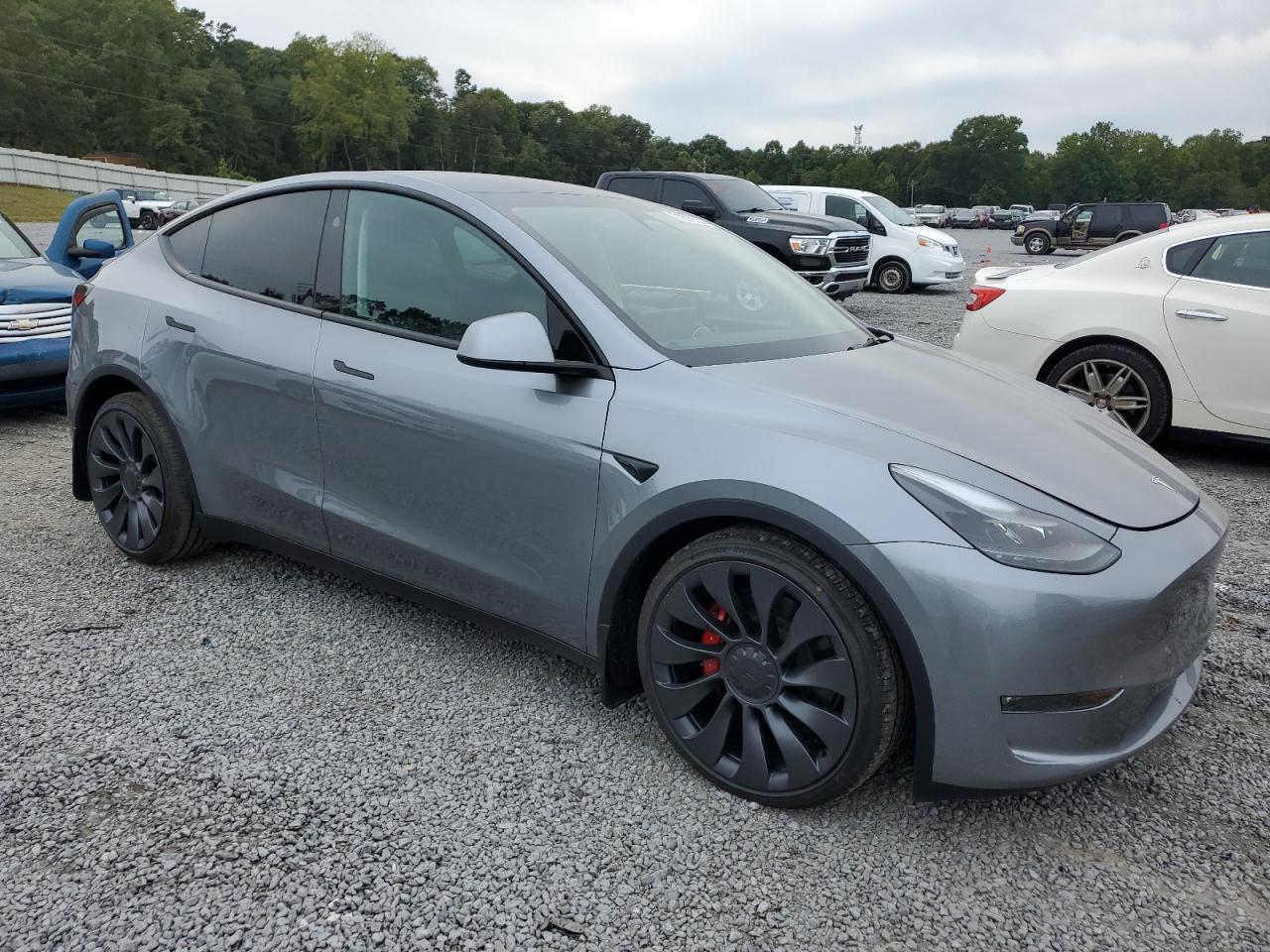 VIN 7SAYGDEF4RA313778 2024 TESLA MODEL Y no.4