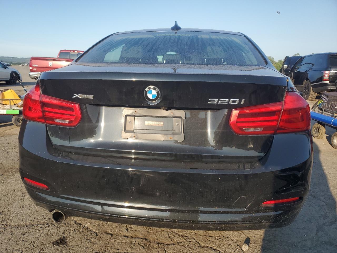 2018 BMW 320 Xi VIN: WBA8E5G59JNU45843 Lot: 69982454