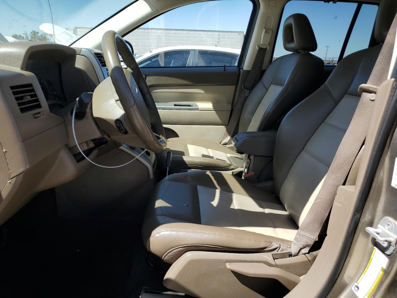 2007 Jeep Compass - Image 7