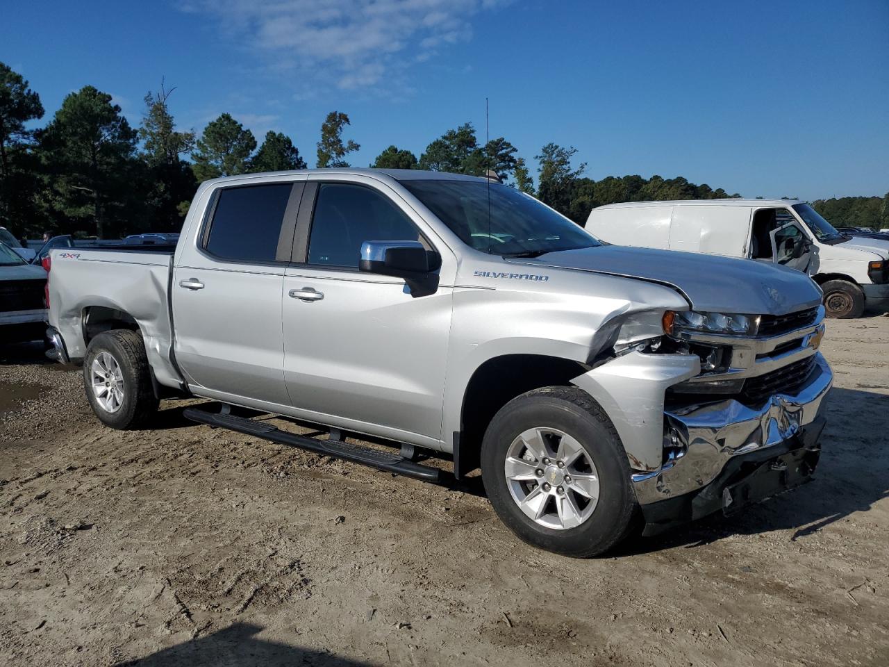 2020 Chevrolet Silverado - Image 4