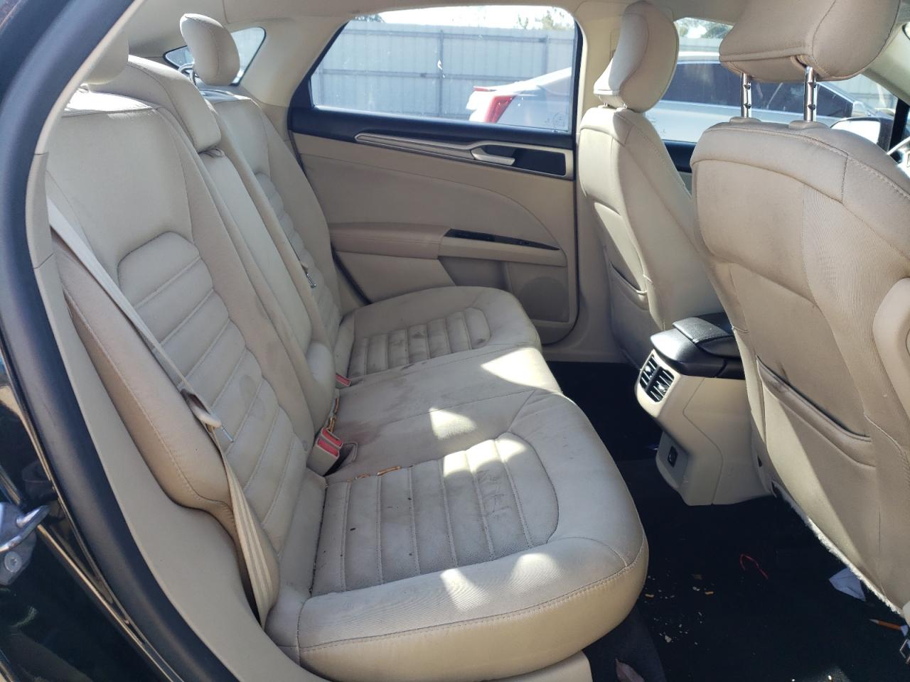 2015 Ford Fusion - Image 10