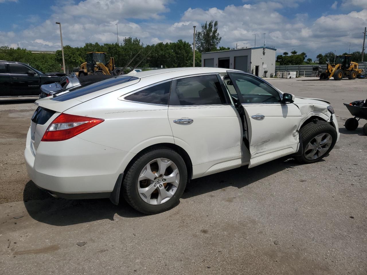 2010 Honda Accord - Image 3