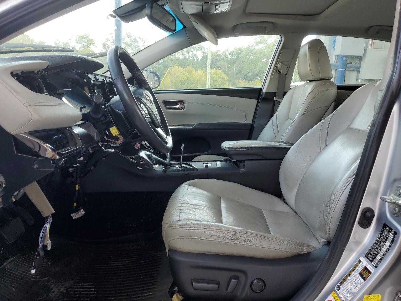 2017 Toyota Avalon - Image 7