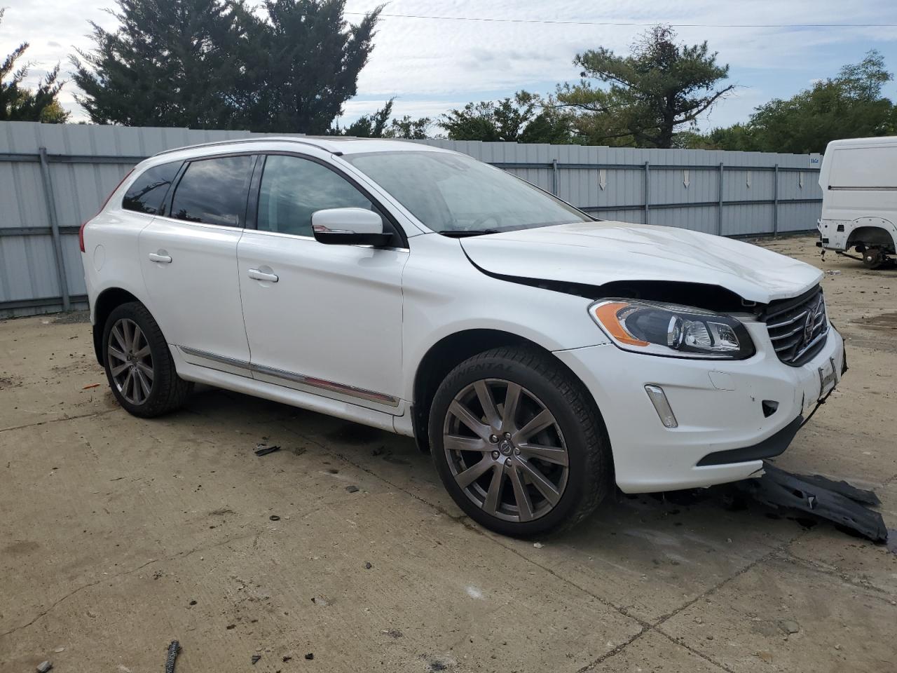 YV440MDU2H2139033 2017 Volvo Xc60 T5 Inscription