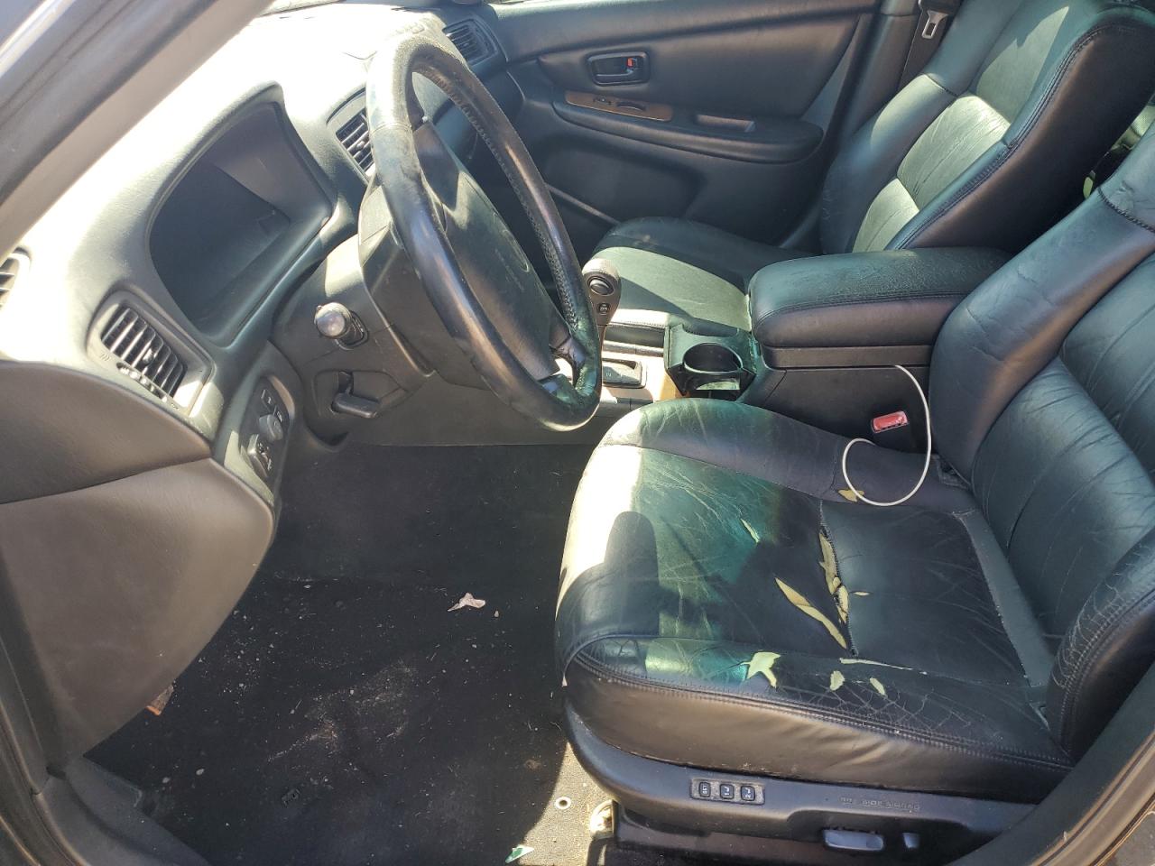 1998 Lexus Es 300 VIN: JT8BF28G0W5032218 Lot: 76933804