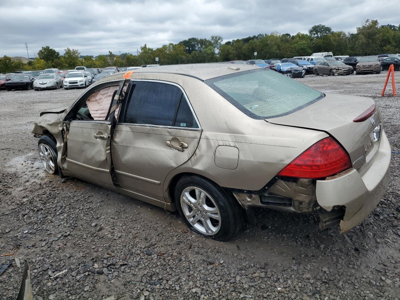 2006 Honda Accord - Image 2
