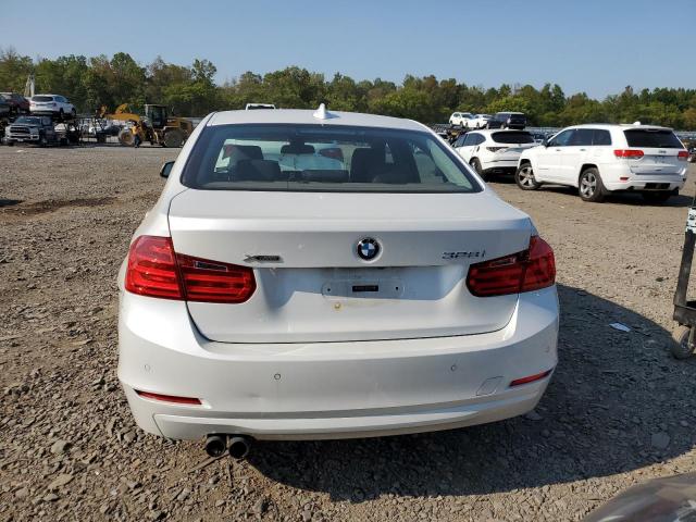  BMW 3 SERIES 2014 Белы