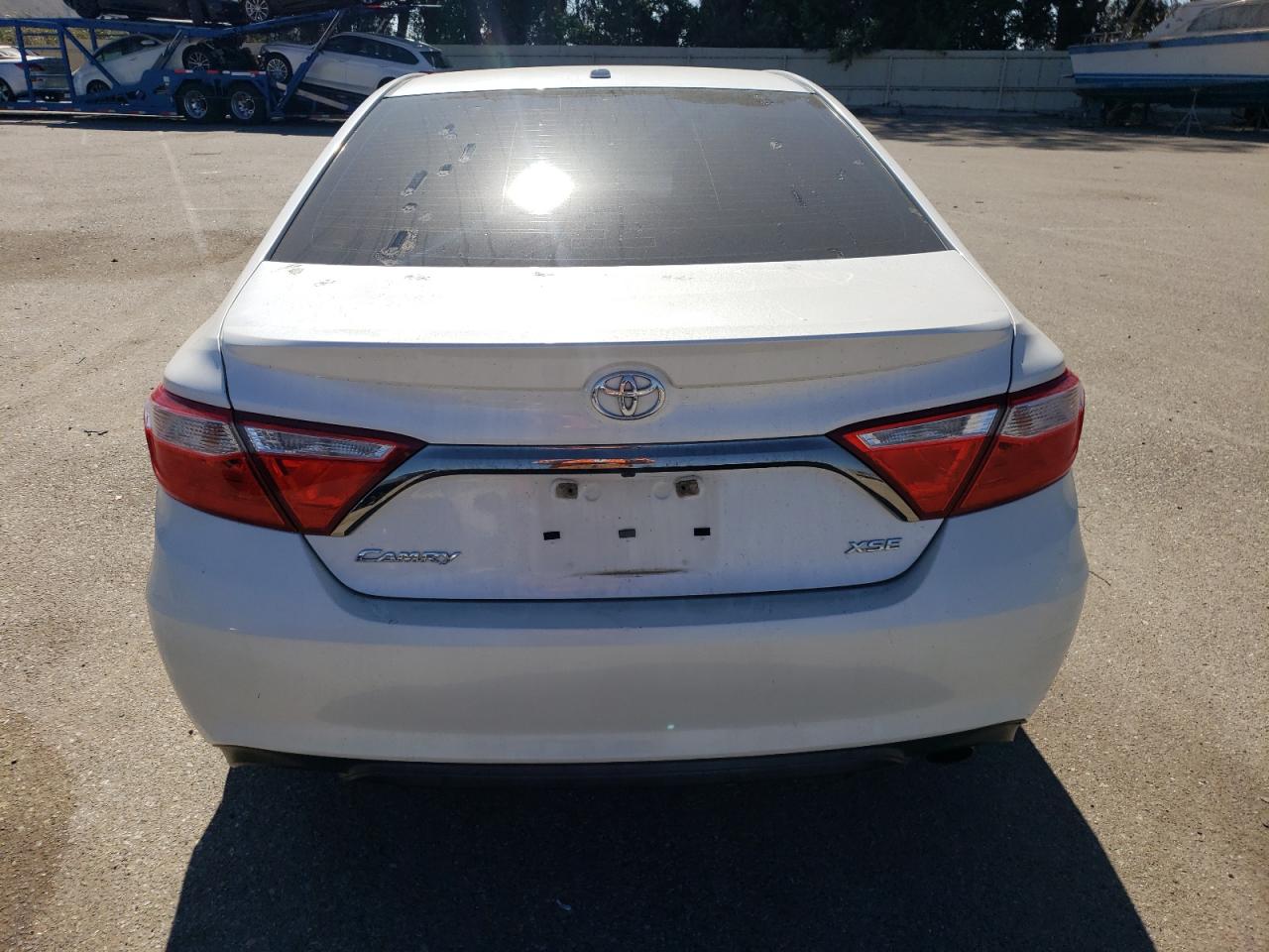 4T1BF1FK2FU062096 2015 Toyota Camry Le