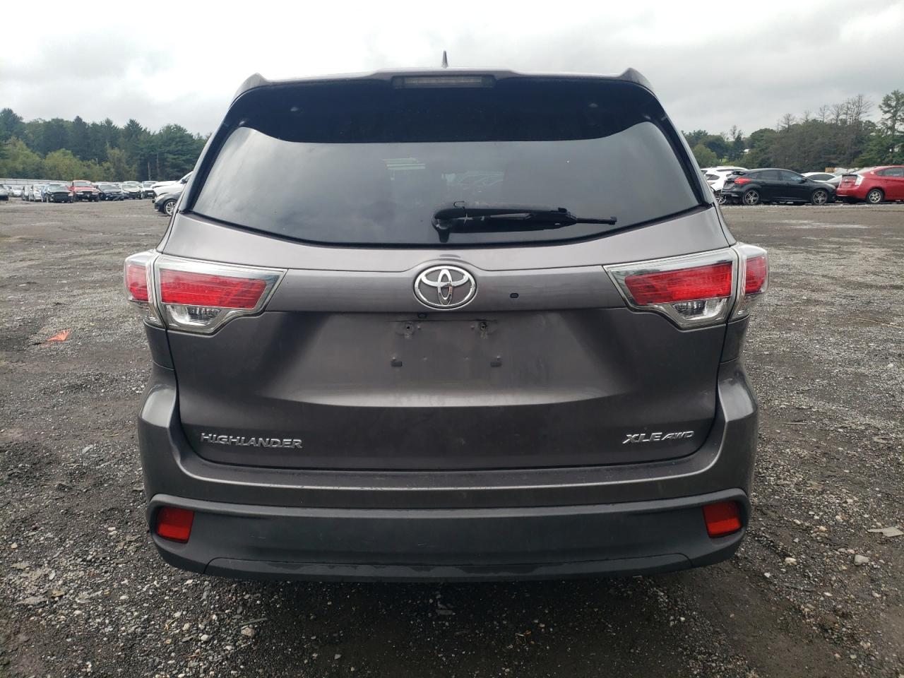 2014 Toyota Highlander Xle VIN: 5TDJKRFH0ES056640 Lot: 72112024