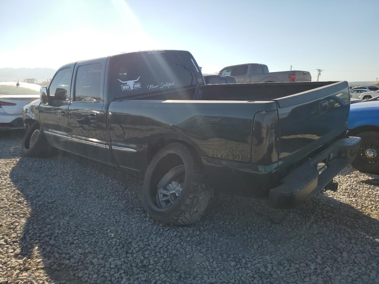 2001 GMC Sierra K2500 Heavy Duty VIN: 1GTHK23161F165899 Lot: 71196854