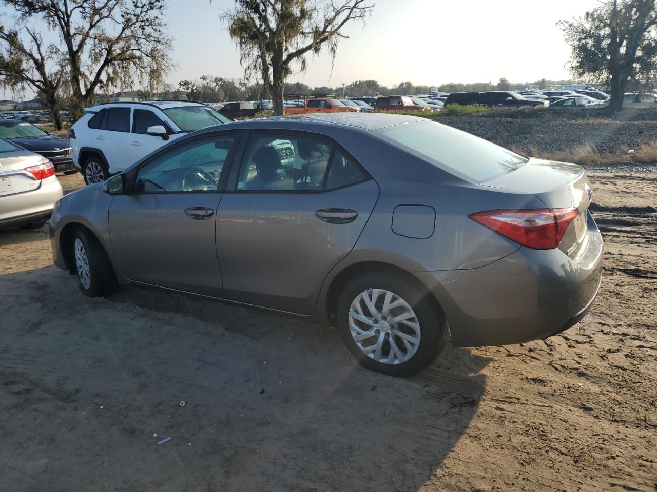 2018 Toyota Corolla - Image 2