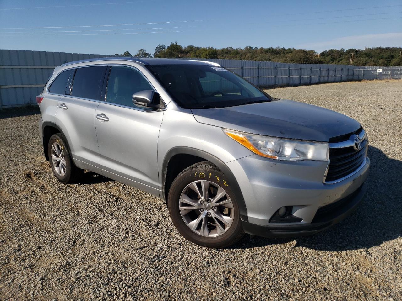 2014 Toyota Highlander - Image 4