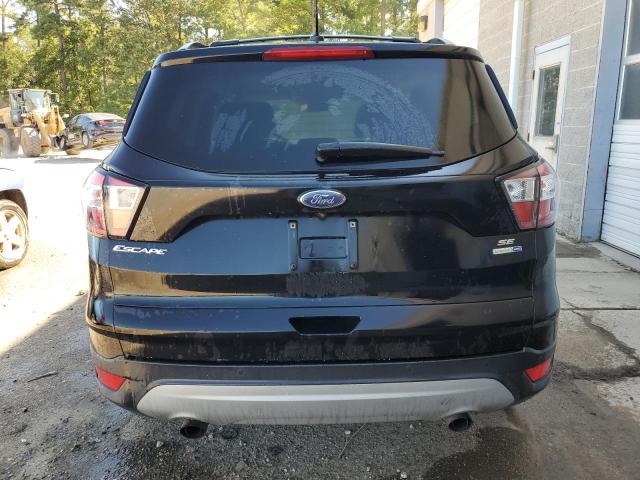  FORD ESCAPE 2017 Czarny