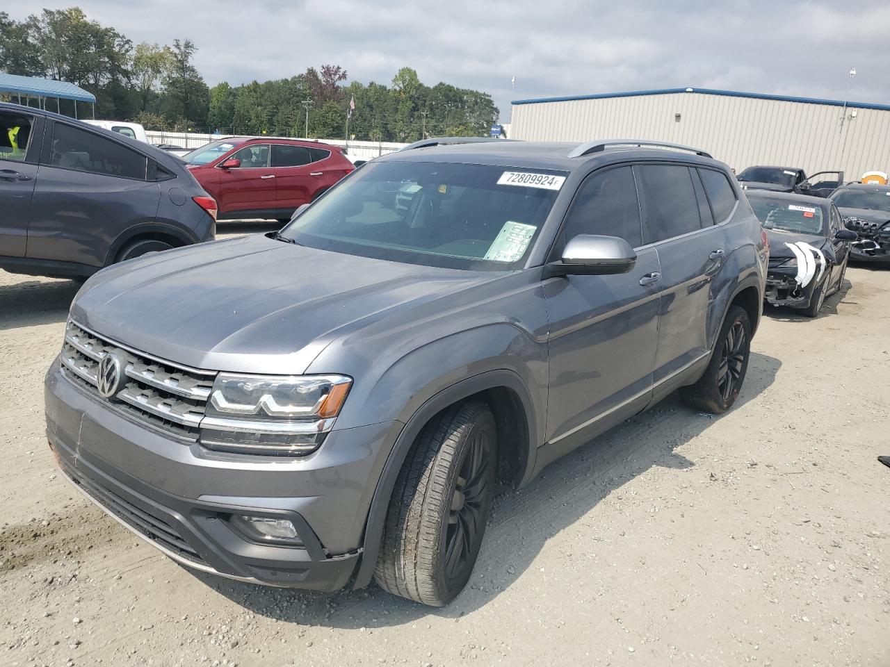 VIN 1V2MR2CA5JC589312 2018 VOLKSWAGEN ATLAS no.1