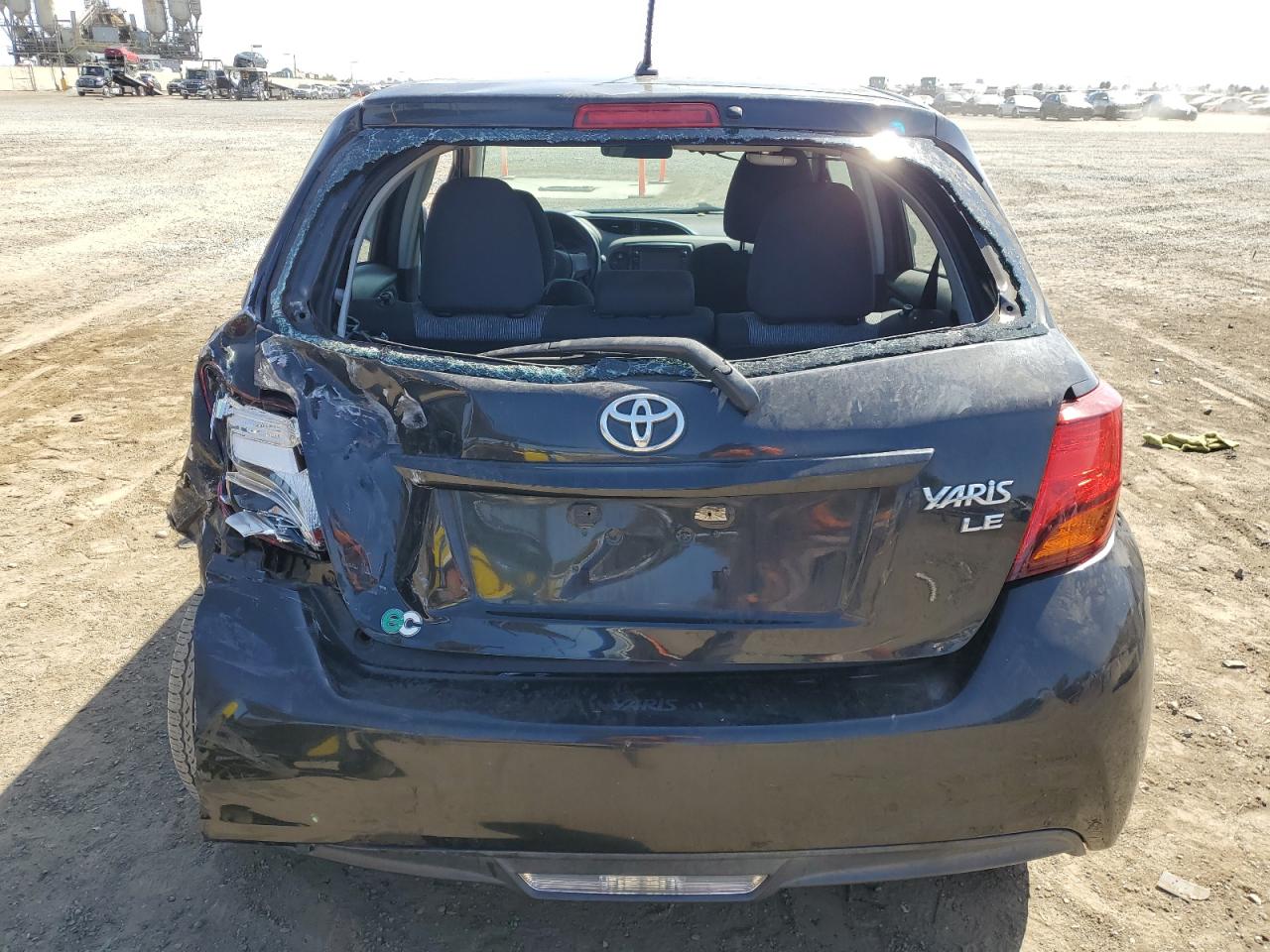 VNKKTUD34FA040359 2015 Toyota Yaris