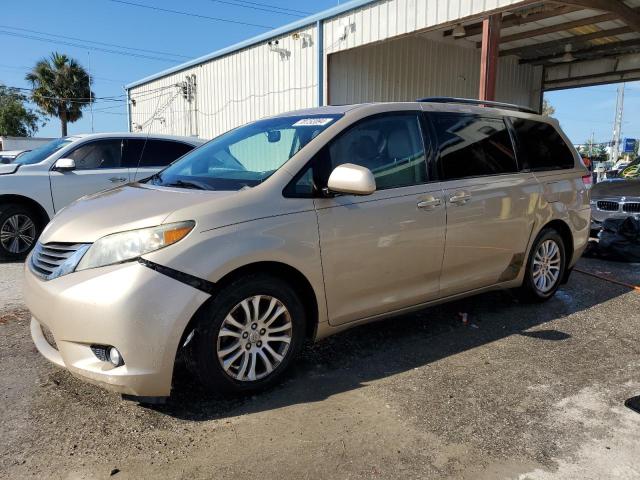 2011 Toyota Sienna Xle