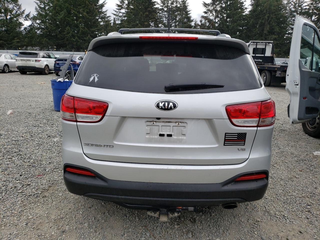 2017 Kia Sorento Lx VIN: 5XYPGDA59HG332388 Lot: 72649904