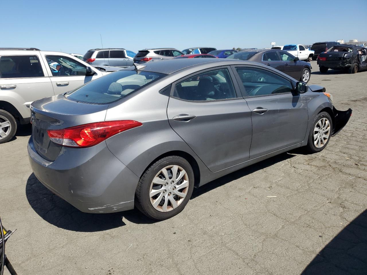 VIN 5NPDH4AE1DH161879 2013 HYUNDAI ELANTRA no.3