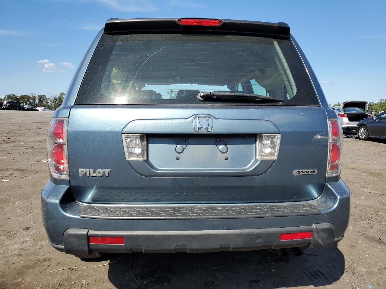 2007 Honda Pilot Lx VIN: 5FNYF18117B010908 Lot: 71502274