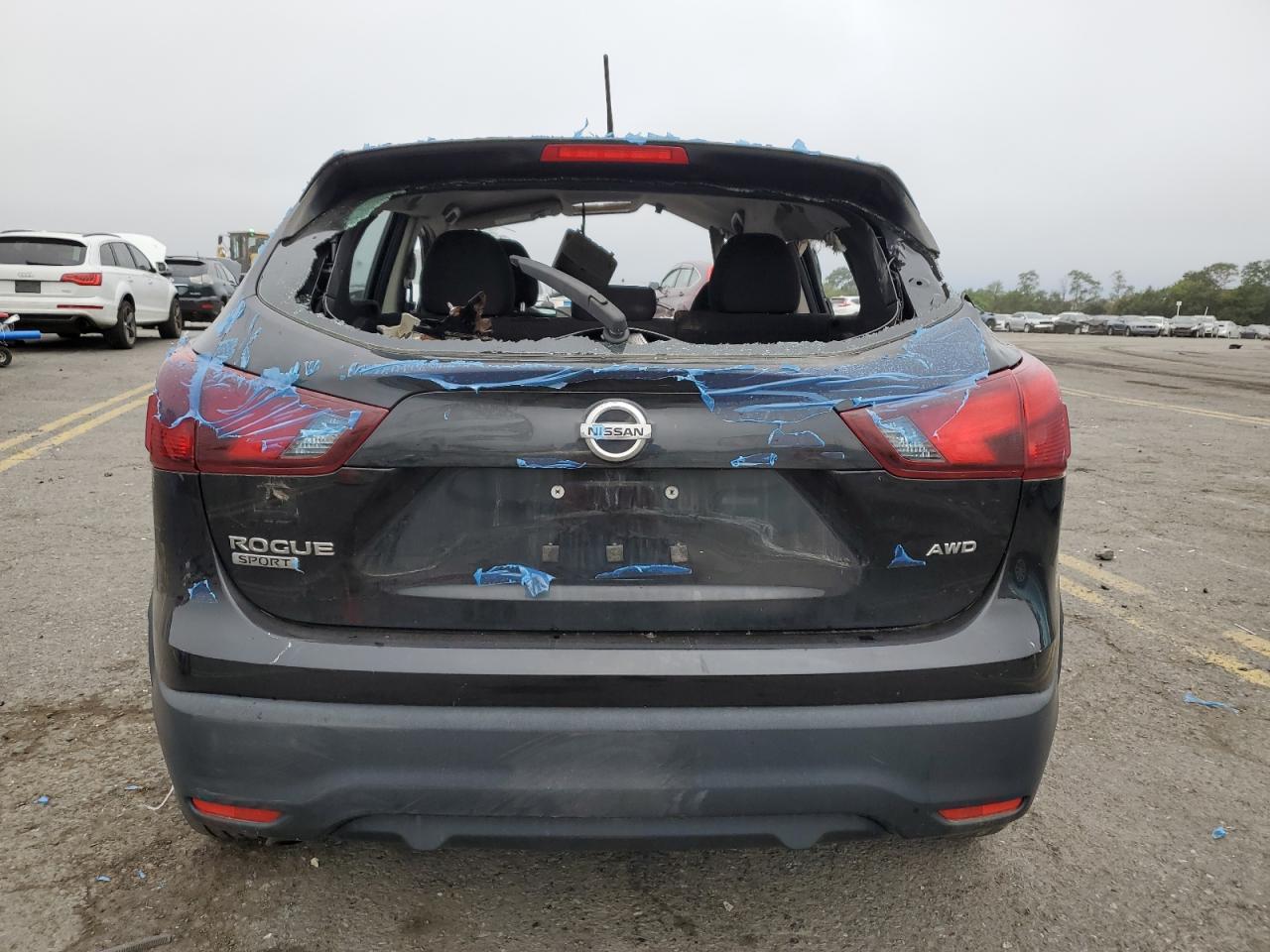 JN1BJ1CR1KW333610 2019 Nissan Rogue Sport S