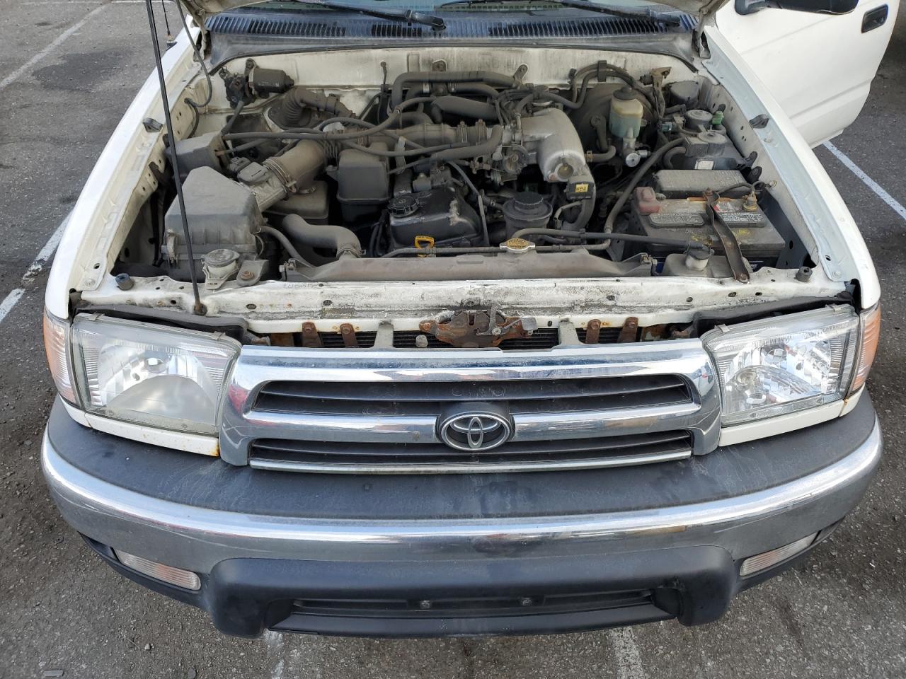 2000 Toyota 4Runner VIN: JT3GM84R9Y0055363 Lot: 71617644