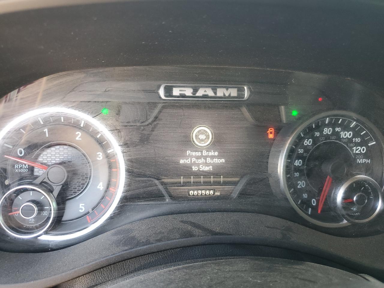 2022 RAM 2500 - Image 9