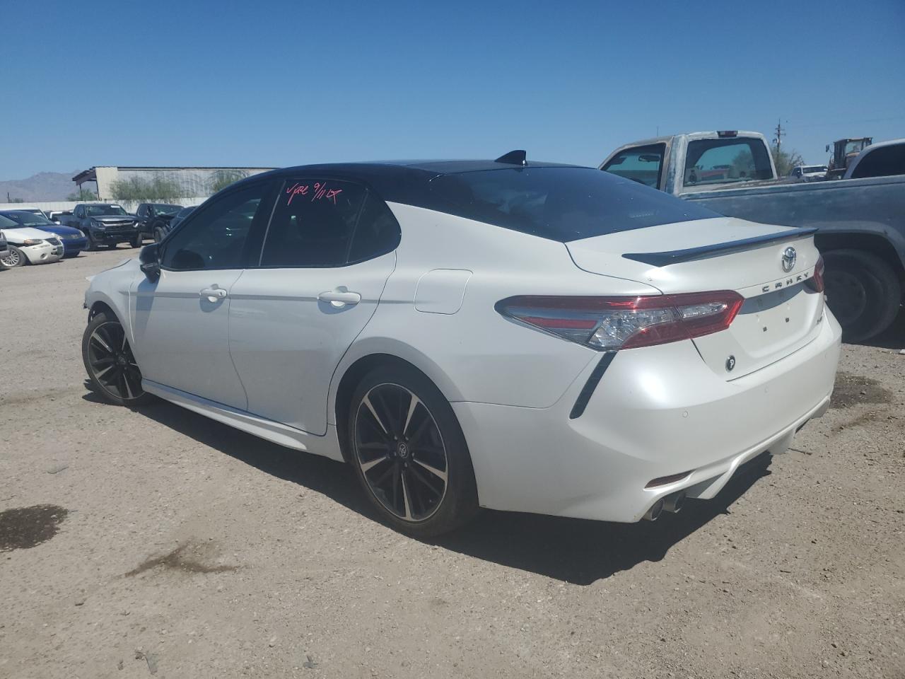 4T1B61HKXJU147158 2018 TOYOTA CAMRY - Image 2