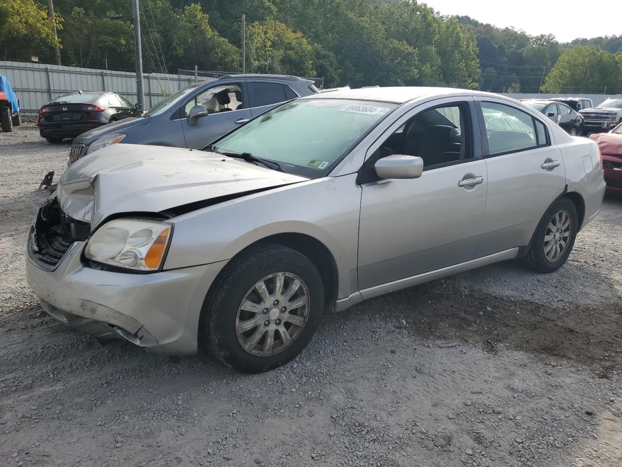 2009 Mitsubishi Galant - Image 1