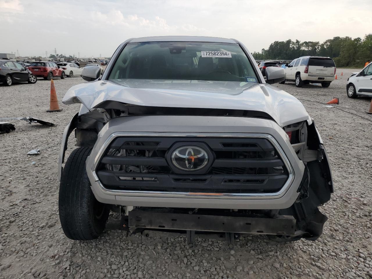 2018 Toyota Tacoma - Image 5