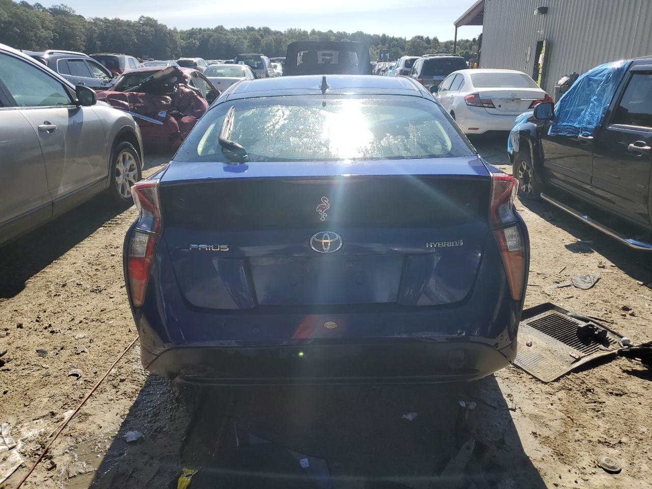 JTDKBRFU3J3587540 2018 Toyota Prius