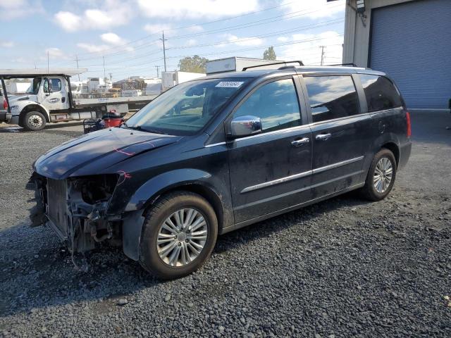 2012 Chrysler Town & Country Limited