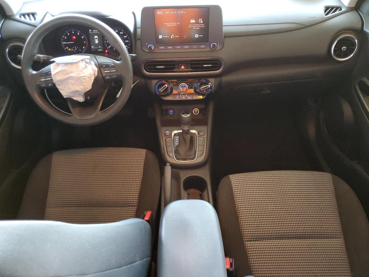 2023 Hyundai Kona - Image 8