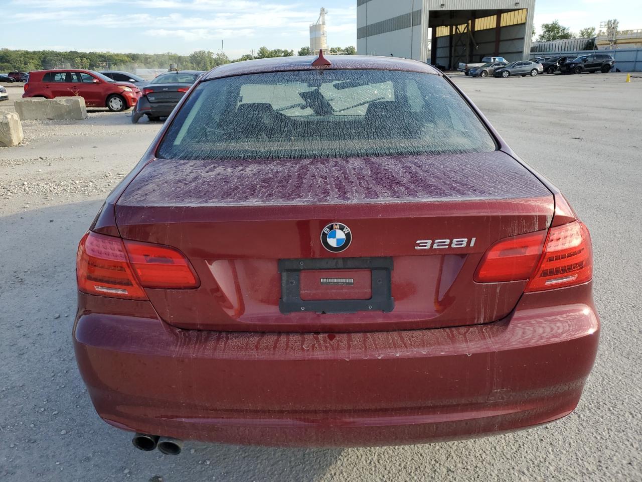 2011 BMW 328 I VIN: WBAKE3C56BE557422 Lot: 69093374