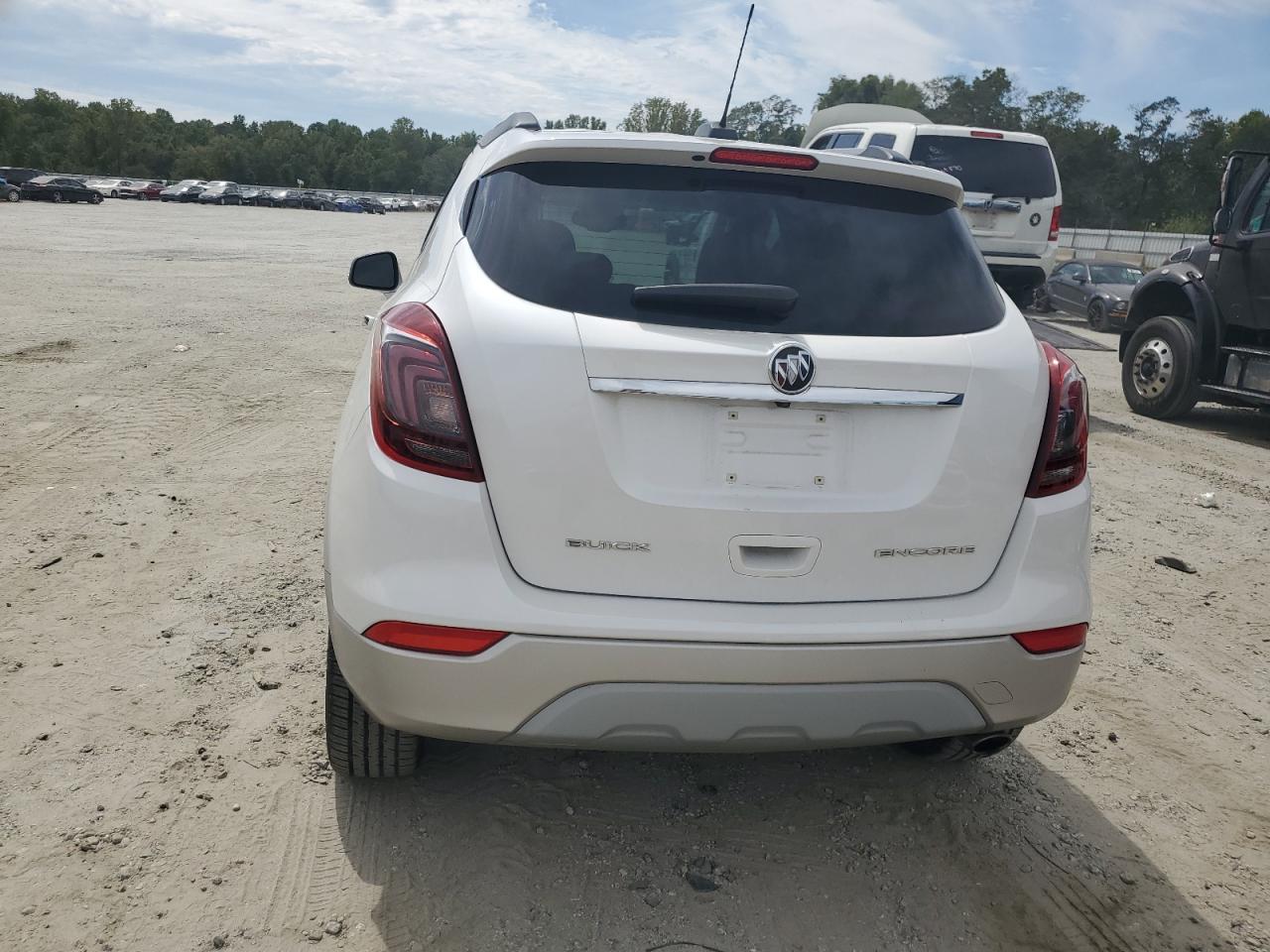 KL4CJCSB9HB217471 2017 Buick Encore Essence