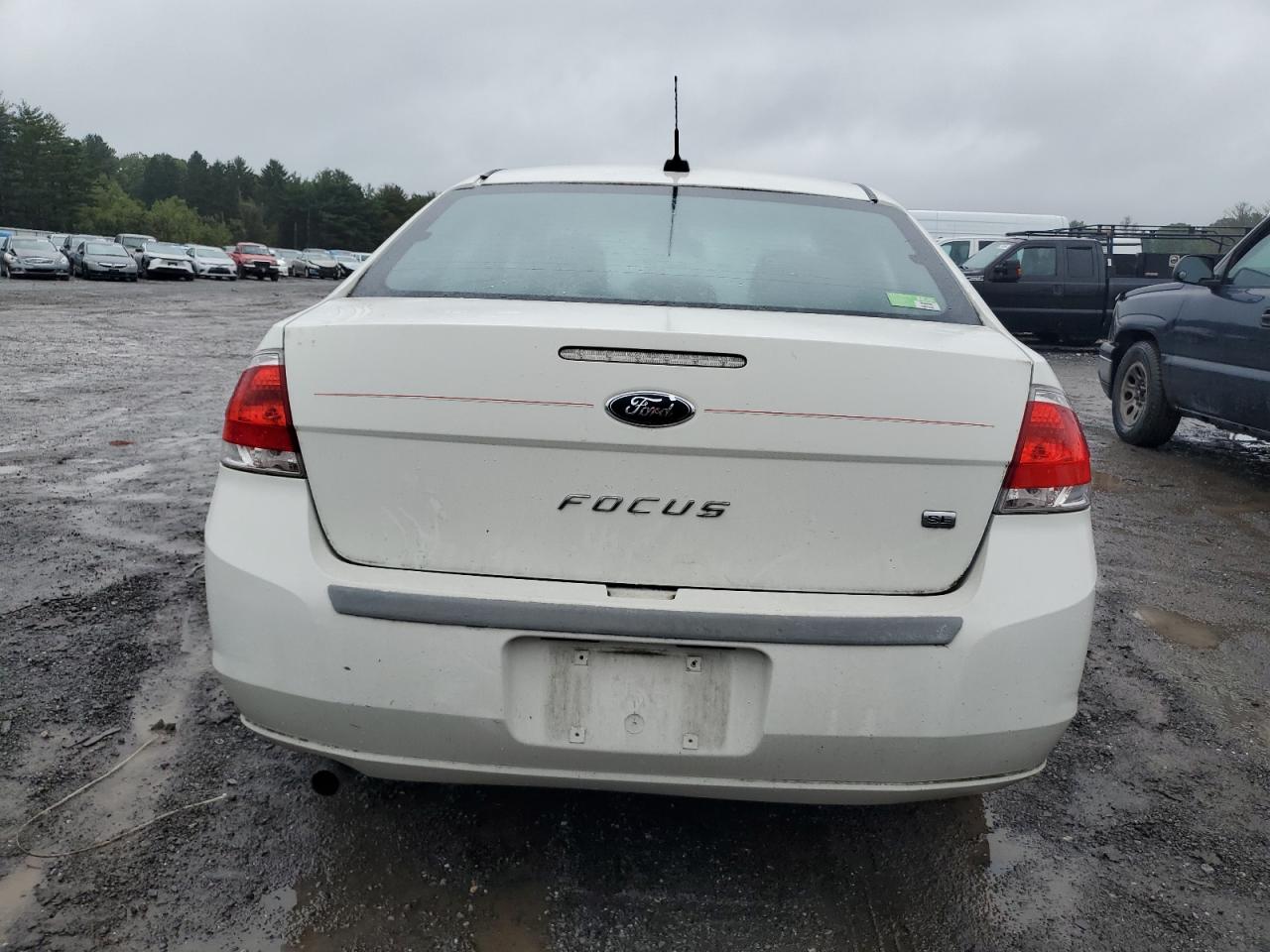 1FAHP3FN5AW262457 2010 Ford Focus Se