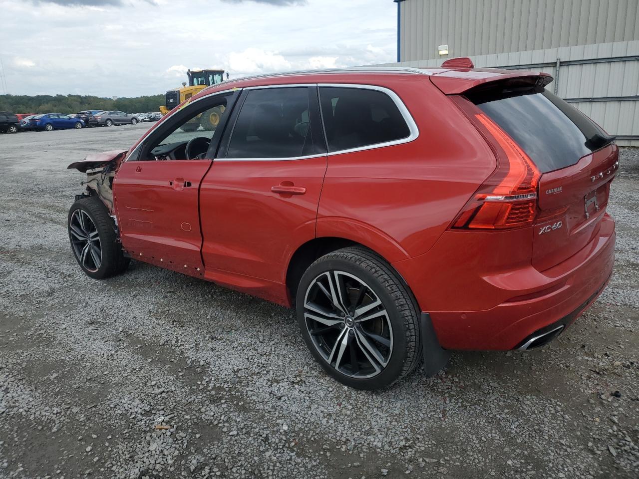 LYV102RM9KB214285 2019 VOLVO XC60 - Image 2