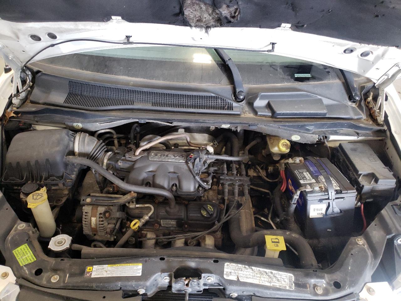2010 Dodge Caravan - Image 12