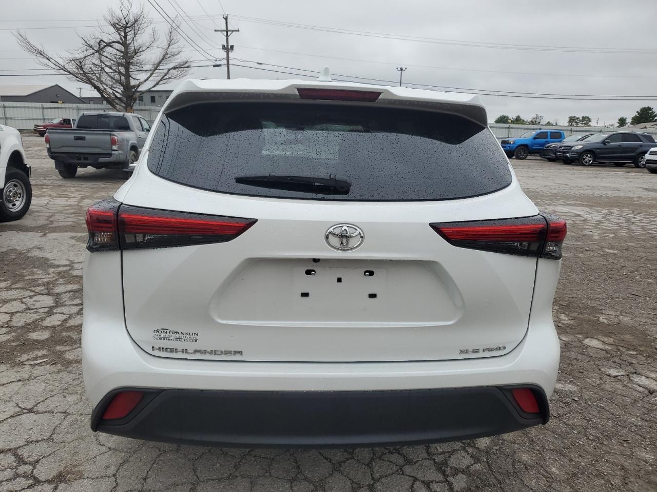 2022 Toyota Highlander Xle VIN: 5TDHZRBH7NS235919 Lot: 72758914