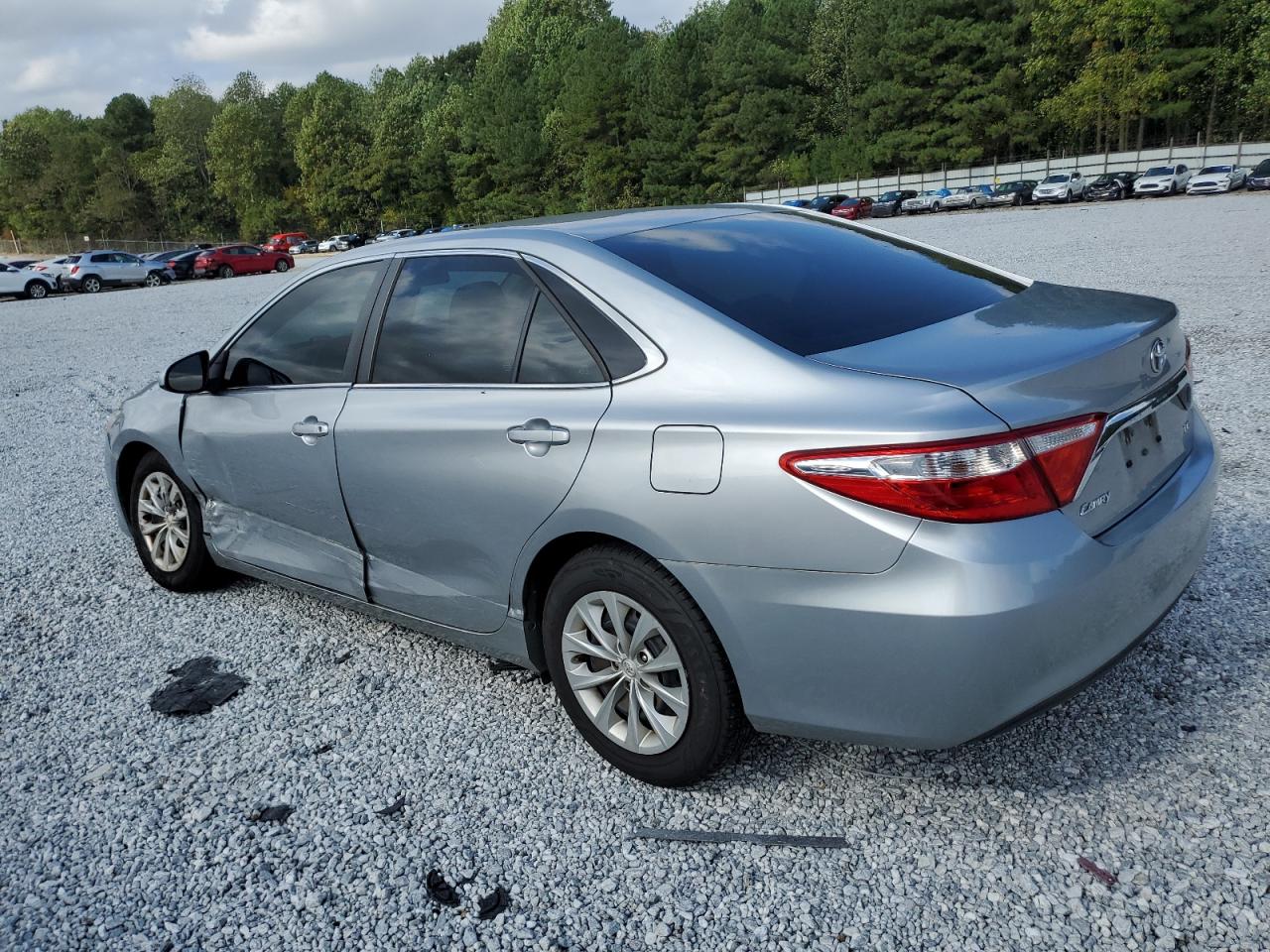 4T1BF1FK2GU507454 2016 TOYOTA CAMRY - Image 2