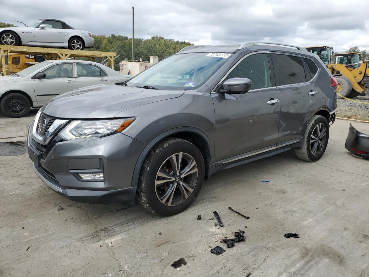 5N1AT2MV0HC791309 2017 NISSAN ROGUE - Image 1