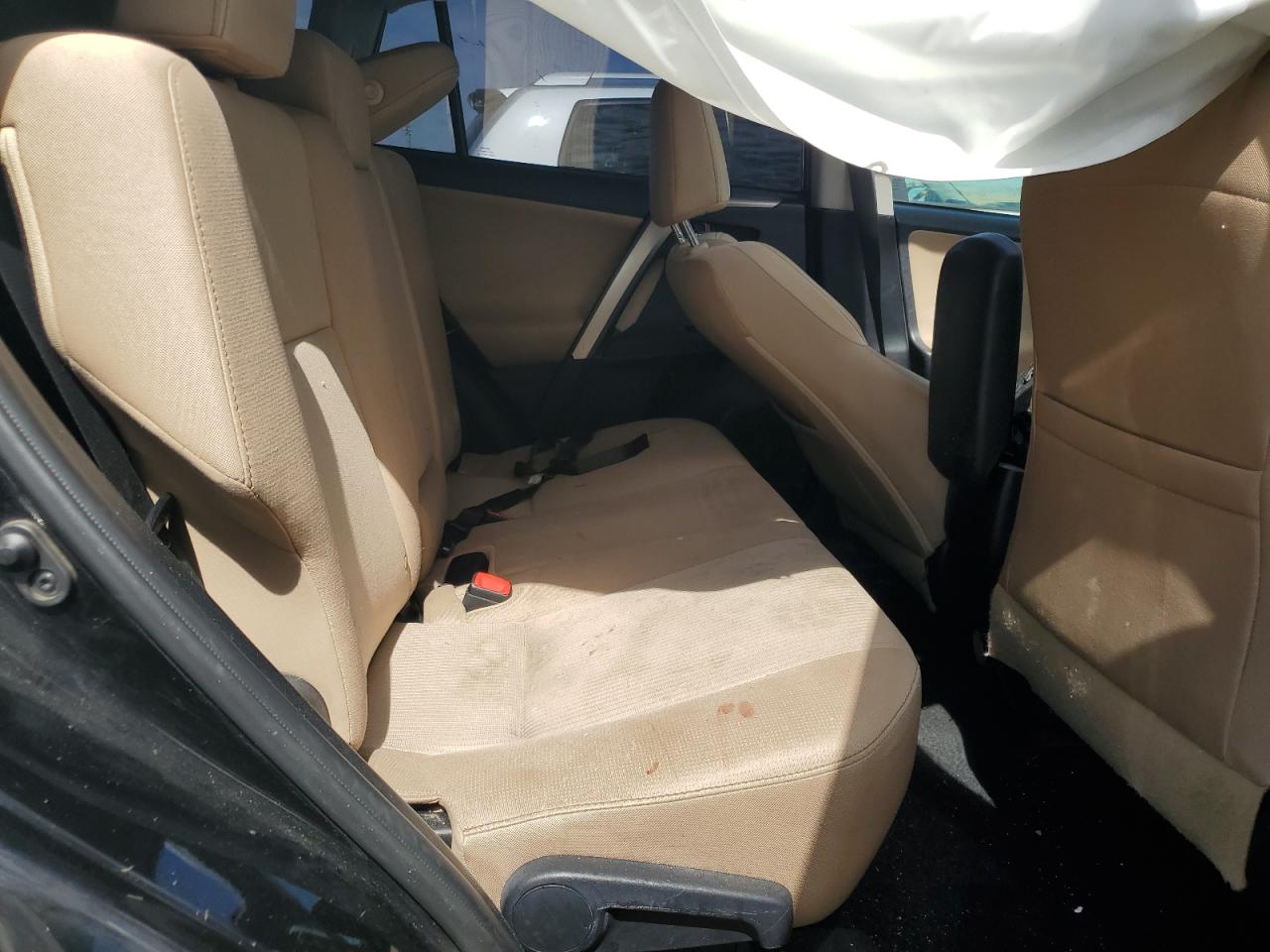 2015 Toyota RAV 4 - Image 11