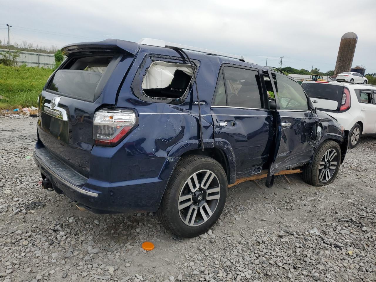 2014 Toyota 4Runner - Image 3