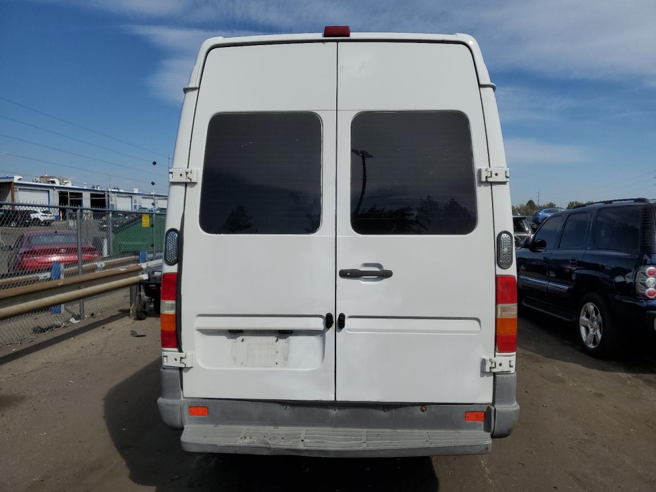 WD2PD644745689237 2004 Sprinter 2500 Sprinter