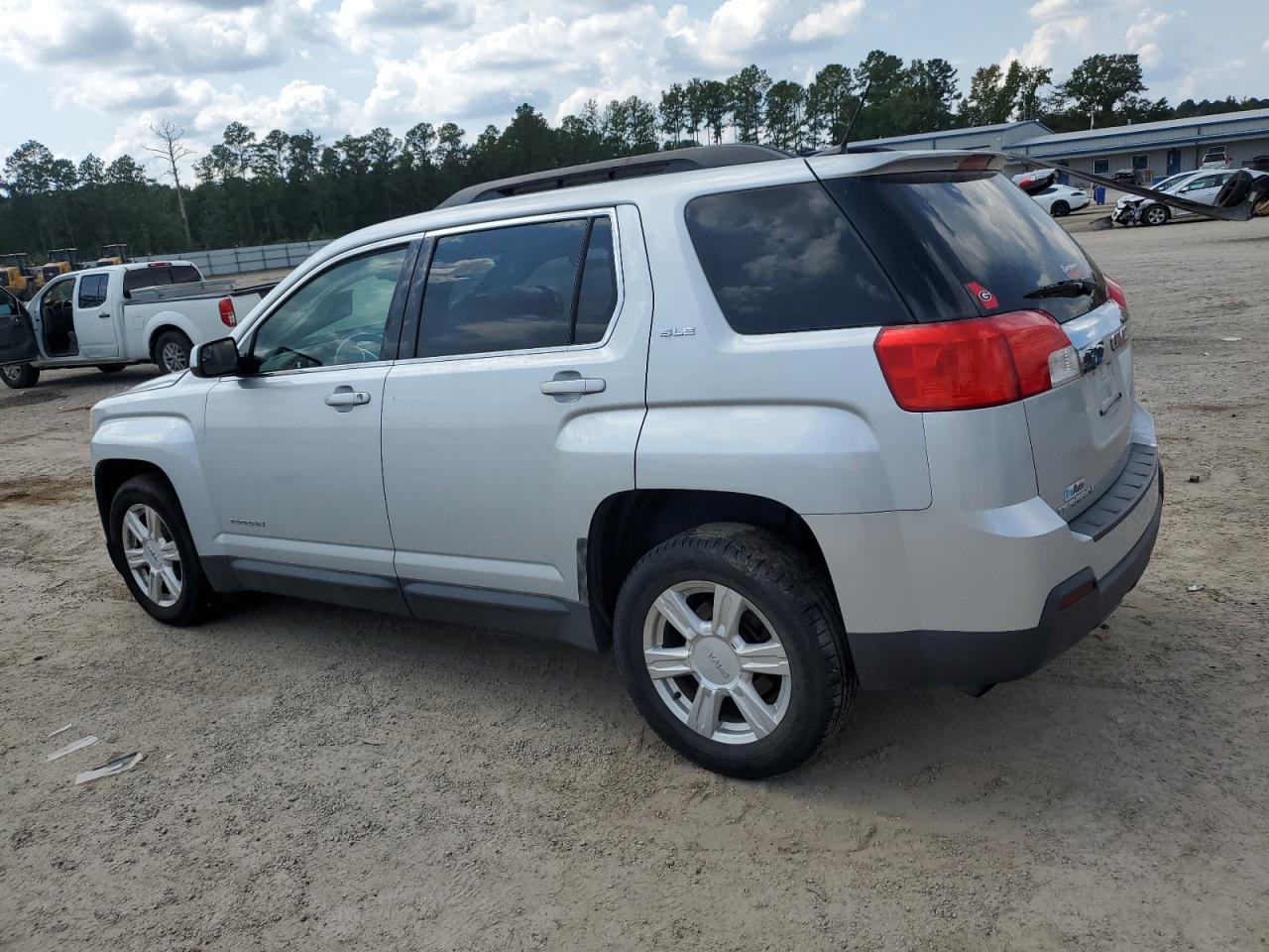 2014 GMC Terrain - Image 2