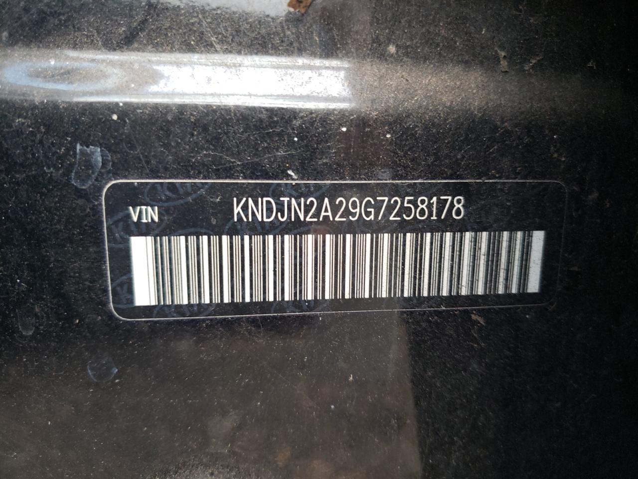 KNDJN2A29G7258178 2016 Kia Soul